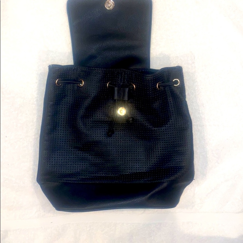 La Diva backpack purse